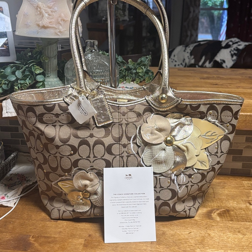 Coach Bleeker rare  Tan and Gold Floral Tote Bag    Great cond with DustBag